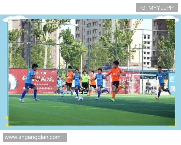 足球星辉耀绿茵场,传奇球员与歌声共舞的荣耀时刻 足球星辉耀绿茵场,传奇球员与歌声共舞的荣耀时刻